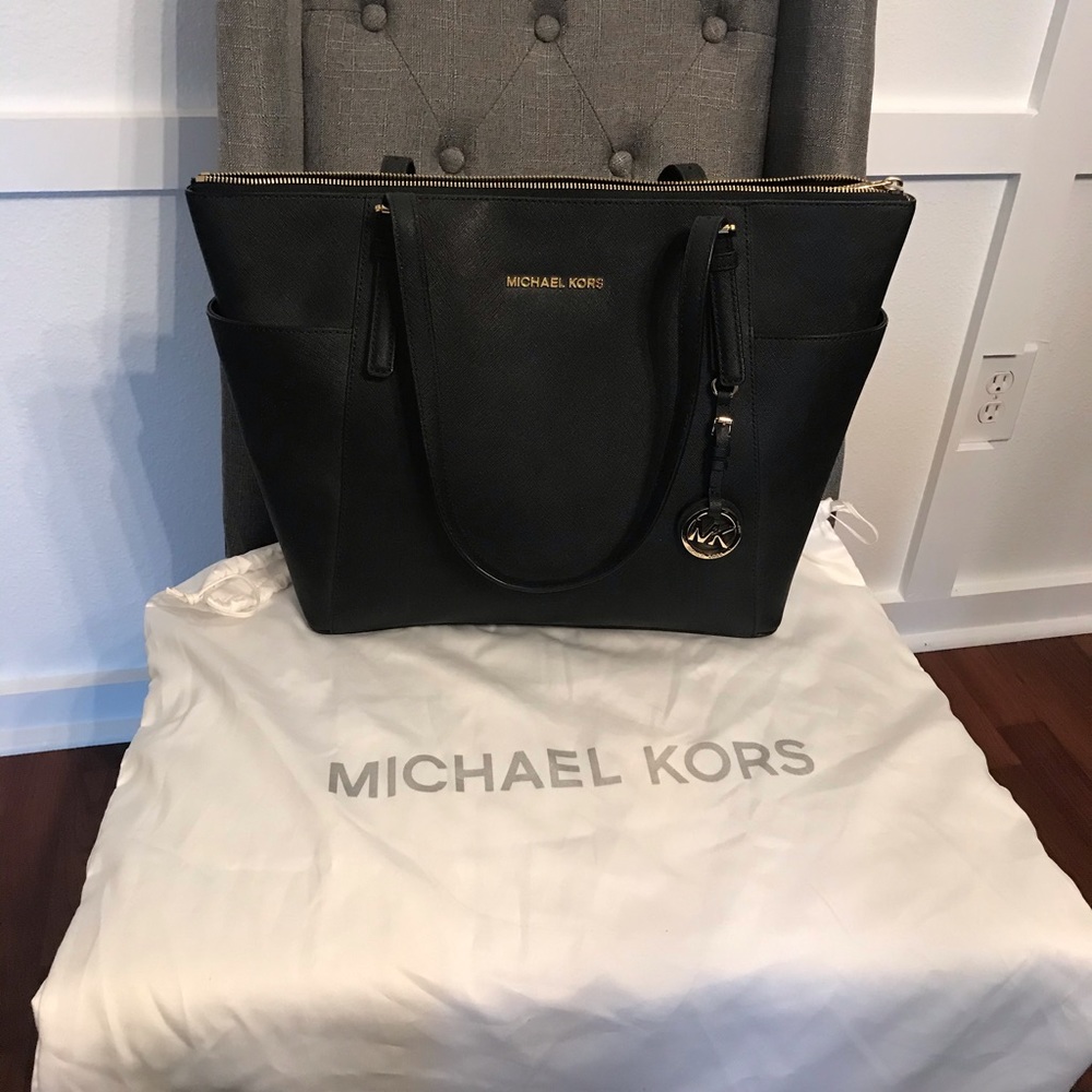 Authentic Michael Kors Large tote